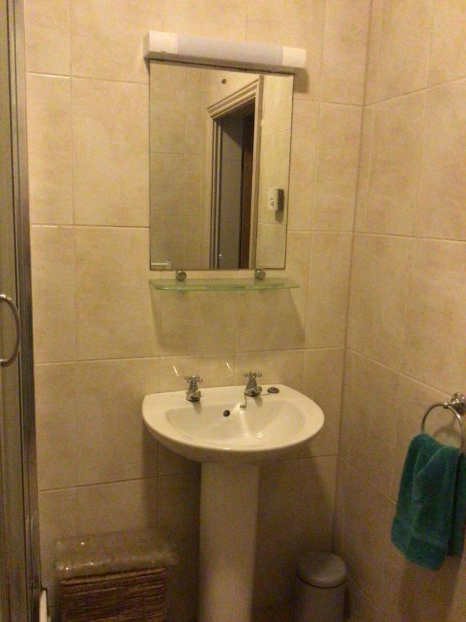 Mary'S Appartement Selby Buitenkant foto
