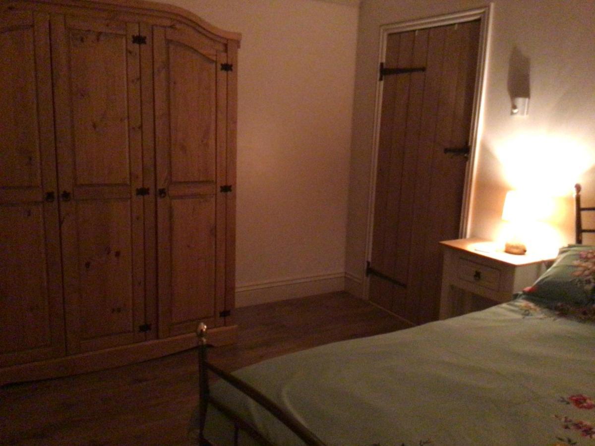 Mary'S Appartement Selby Buitenkant foto