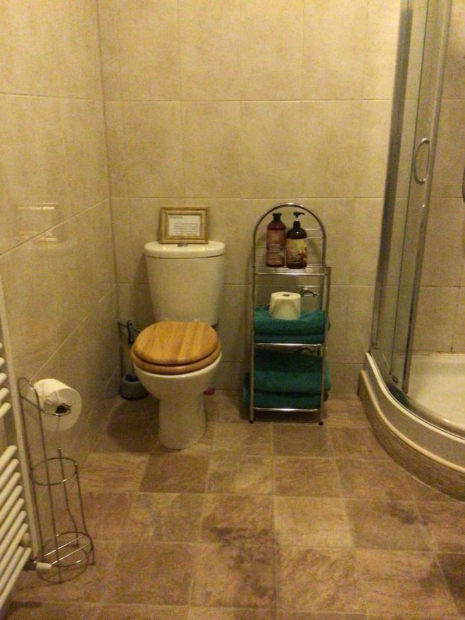 Mary'S Appartement Selby Buitenkant foto
